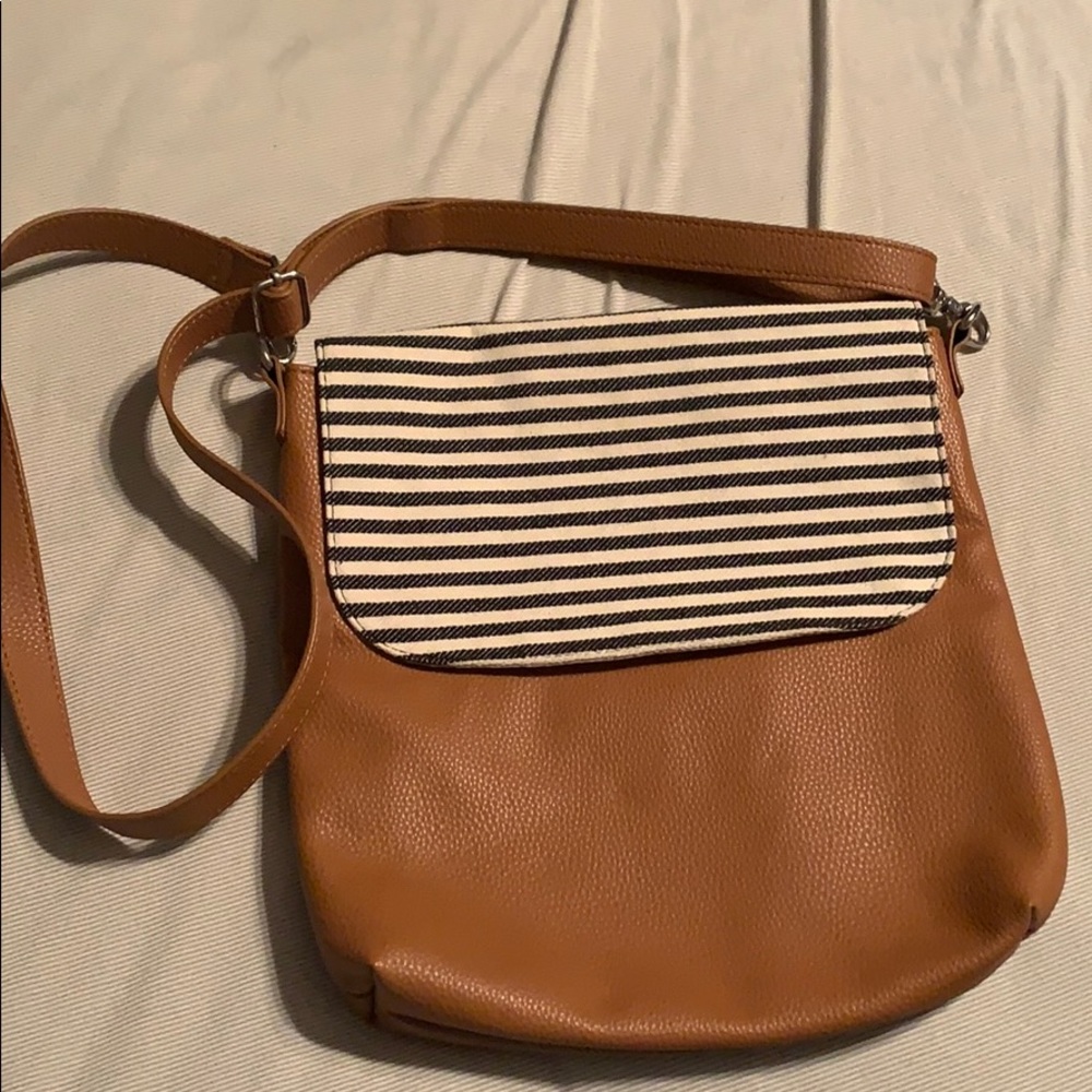 Thirty one crossbody with extra flap